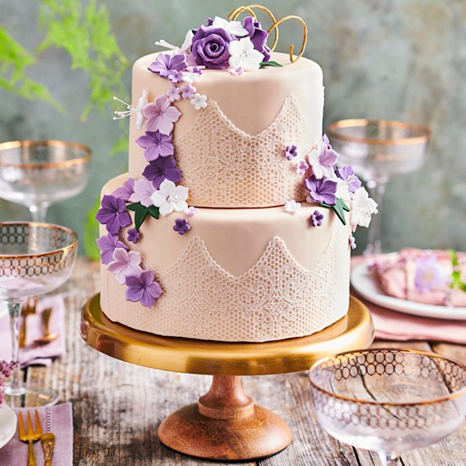 Encaje Comestible Cake Lace Funcakes - Blanco Perlado (200 G) 2 Encaje Comestible Cake Lace Funcakes - Blanco Perlado (200 G) - Imagen 2